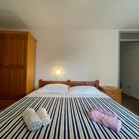 Apartman Pintur *